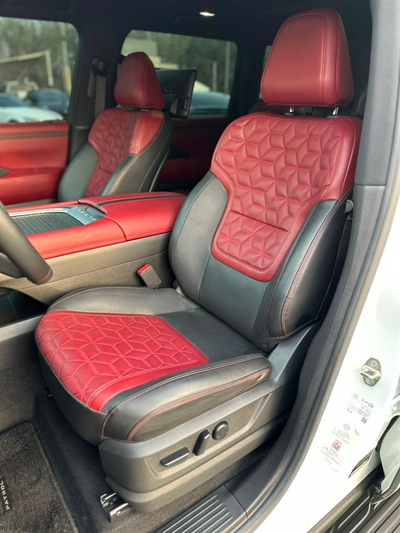 نيسان باترول LE TITANIUM