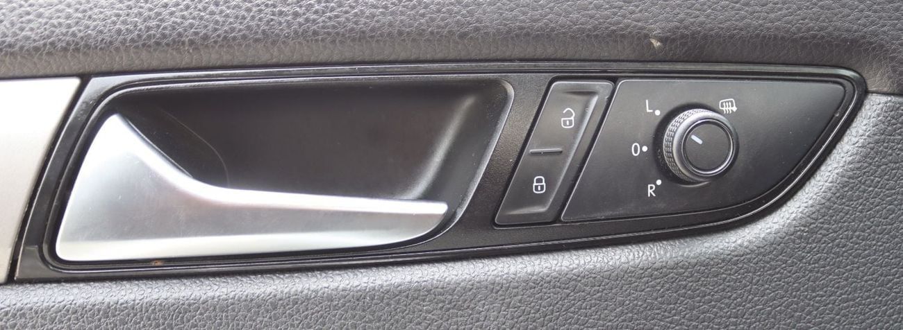 فولكس واجن باسات سياره VOLKSWAGEN PASSAT 2020 سياره خليجى بحاله ممتازه - محرك سعته 2500 - سعر 36000 درهم ممشى 118000