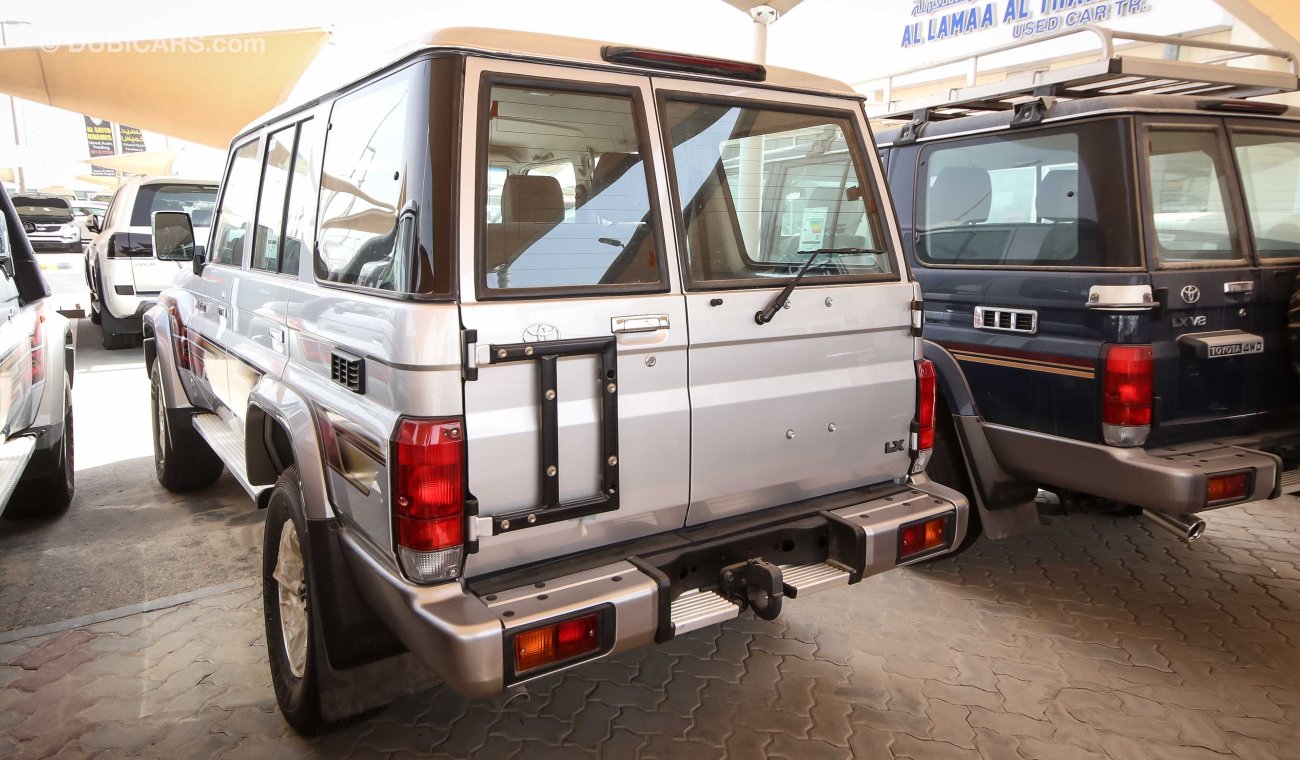 Toyota Land Cruiser 76 4.0L PETROL FULL OPTION