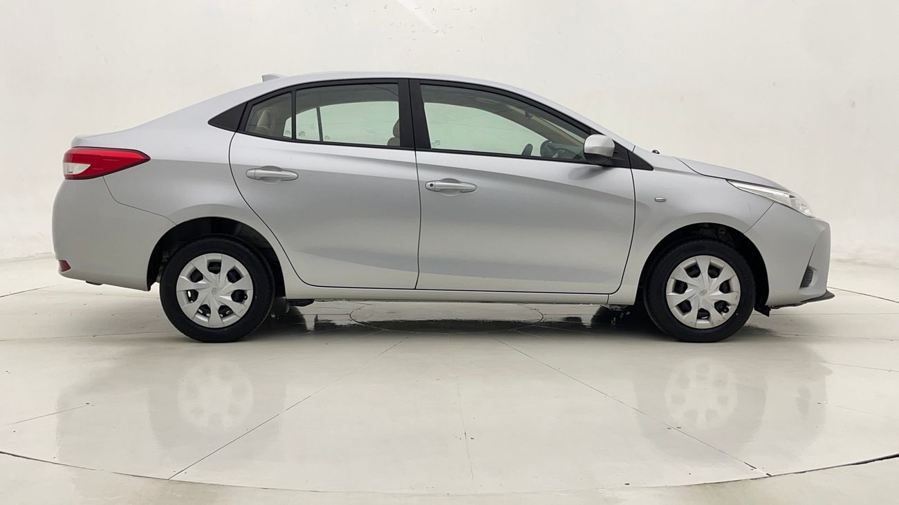 تويوتا يارس SE 1.5 | بدون دفعة مقدمة | اختبار القيادة في المنزل