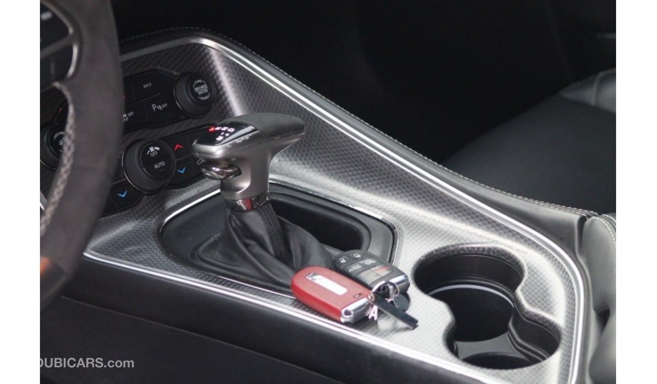 Dodge Challenger SRT Hellcat 2015 model SRT8 HELLCAT GCC 2015 8 cylinder supercharged full option automatic transmiss