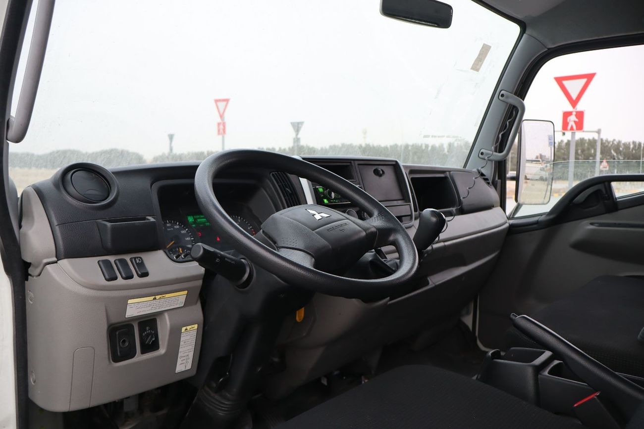 ميتسوبيشي فوسو كانتير GCC BOX