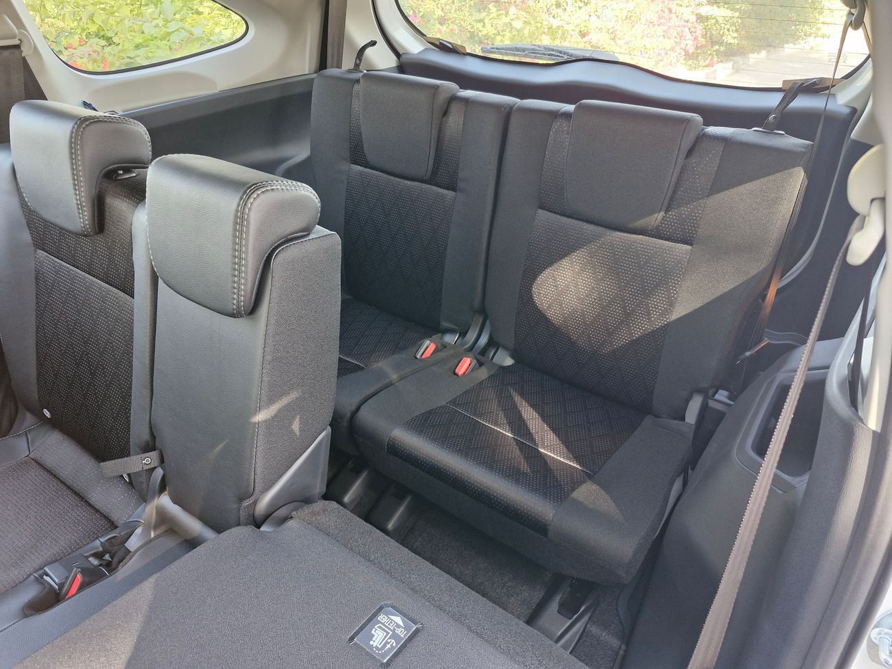 Toyota Veloz 2025 TOYOTA VELOZ 1.5L Petrol AT GCC Brand New 0Km