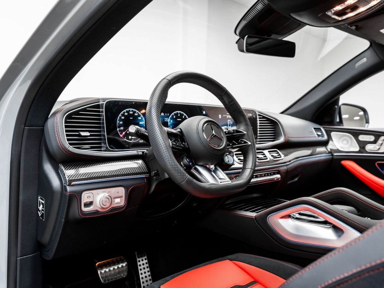 Mercedes-Benz GLE 53 AMG Premium + 3.0L 2024 Mercedes GLE 53 AMG, 2029 Mercedes Warranty, Low KMs, GCC