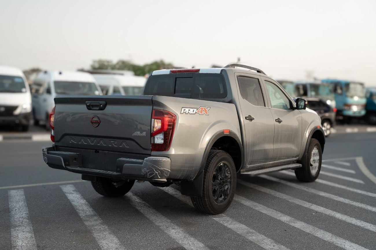 Nissan Navara PRO-4X Off-Road | 2.5L Diesel 4WD A/T (Only For Export)