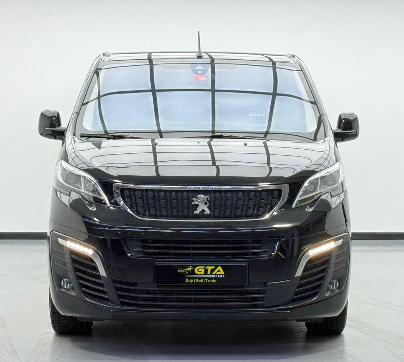 Peugeot Traveller 2020 Peugeot Traveller VIP, 1 Year Unlimited Km Warranty, Peugeot Full Service History, GCC