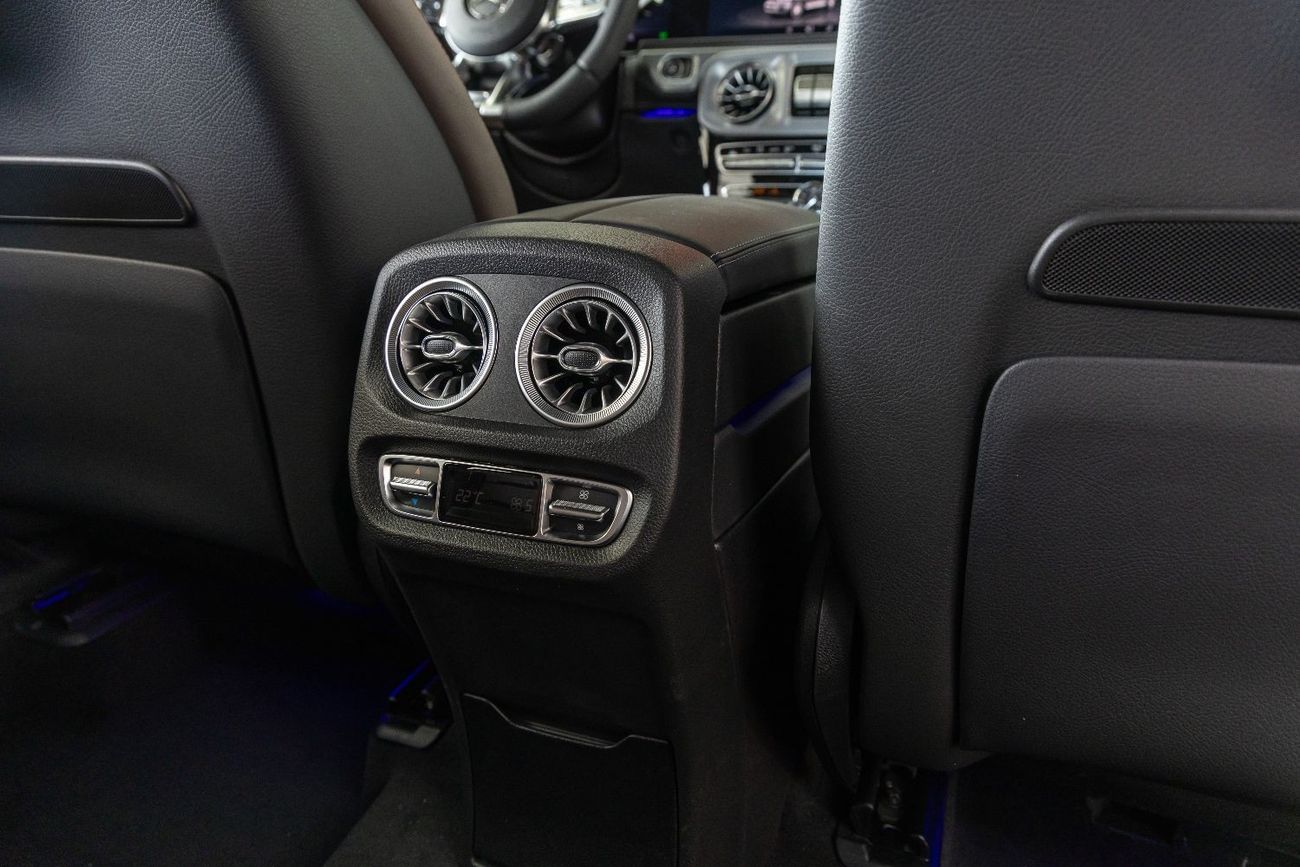 مرسيدس بنز G 63 AMG Mercedes G63 | Double Night Black | Carbon Fiber | Fully Loaded | 2024 Brand New