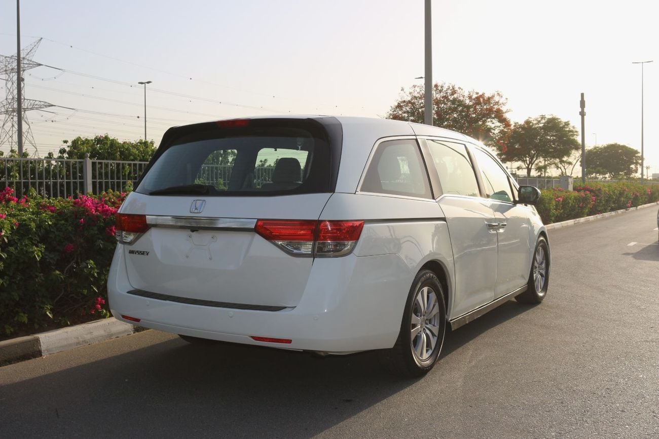 Honda Odyssey TOURING LX 3.5L (250 HP) HONDA ODYSSEY 2014 GCC FULL OPTIONS WITH ELC SLIDING DOOR