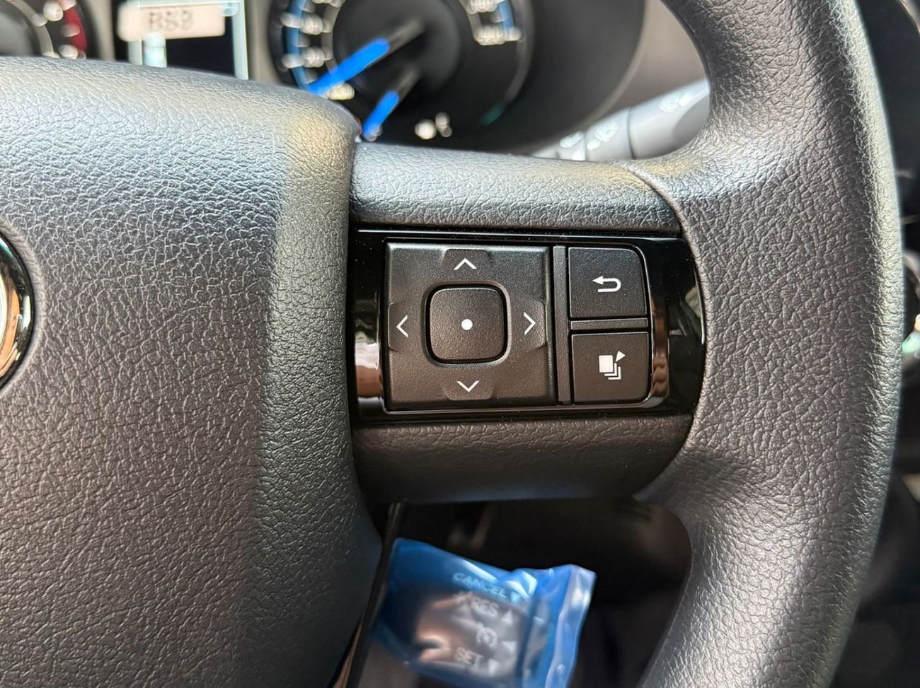 Toyota Hilux 2026 4.0 V6 **EXPORT ONLY**التصدير فقط خارج الخليج***