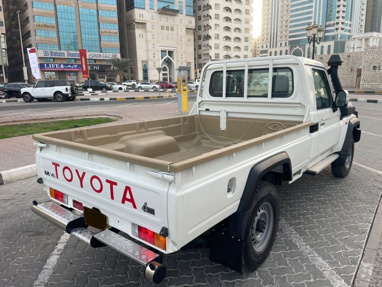 تويوتا لاند كروزر بيك آب Double Cabin 2017 Model RHD DIESEL ENGINE Full Option