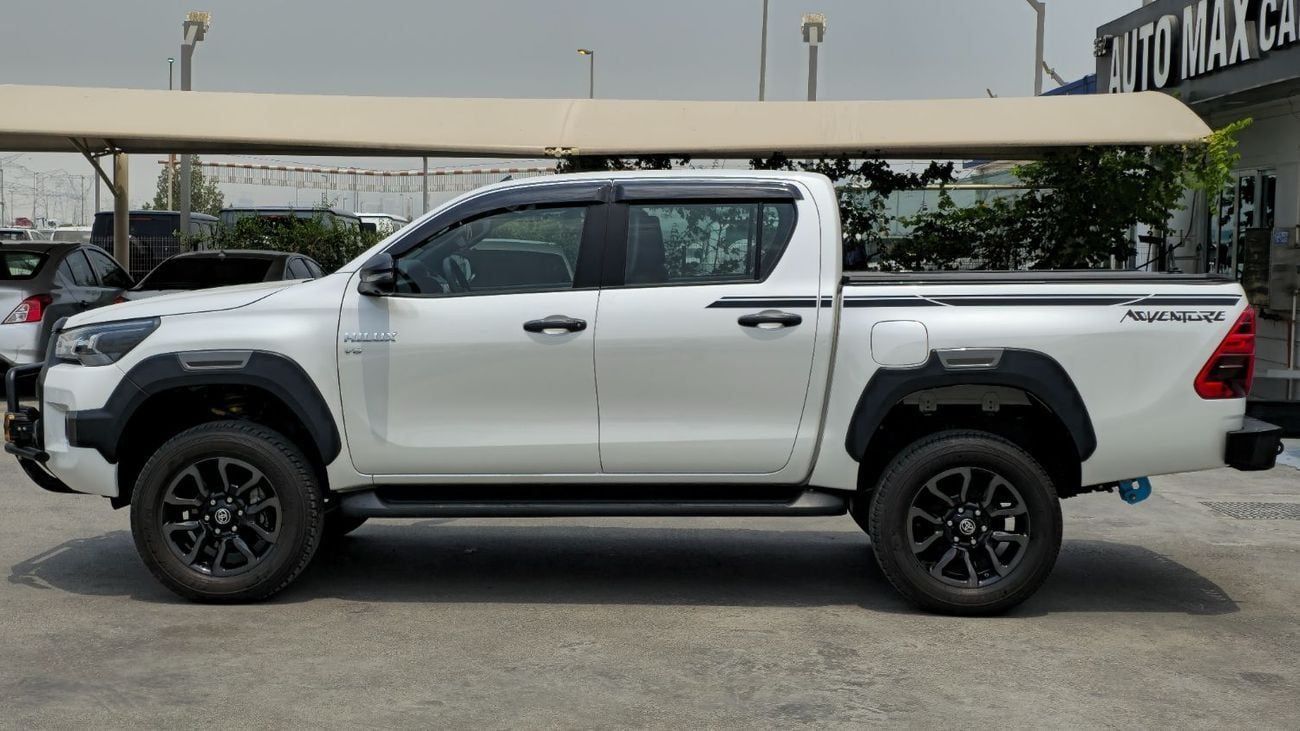 Toyota Hilux Adventure 4.0L AT Model Year 2024 Color White