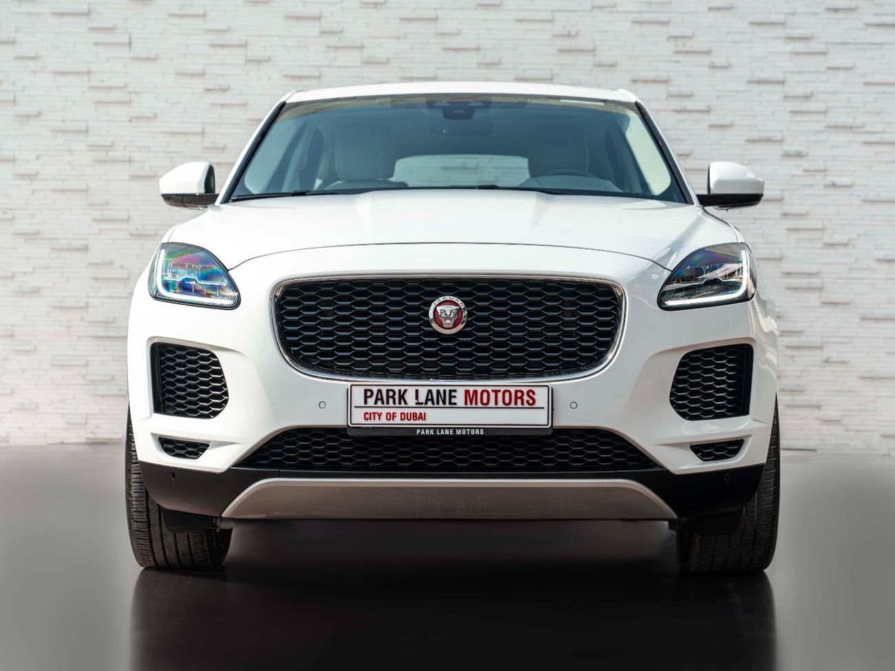 Jaguar E Pace P200