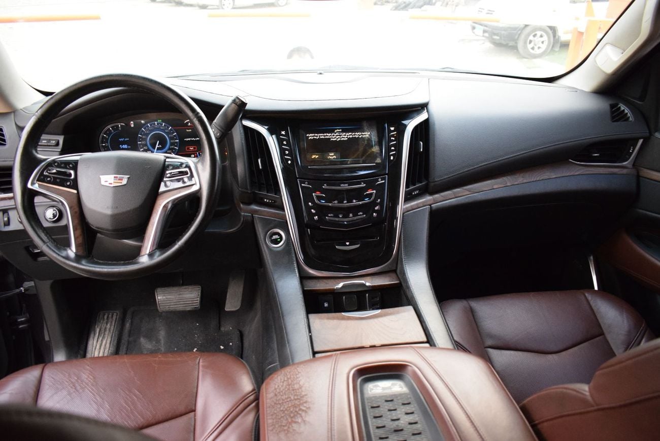 Cadillac Escalade ESV PREMIUM Cadilac Escalade, model: 2016.