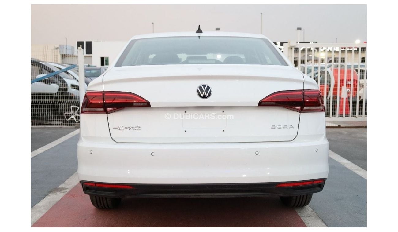 Volkswagen Bora VOLKSWAGEN_BORA_2022_15L_WHITE