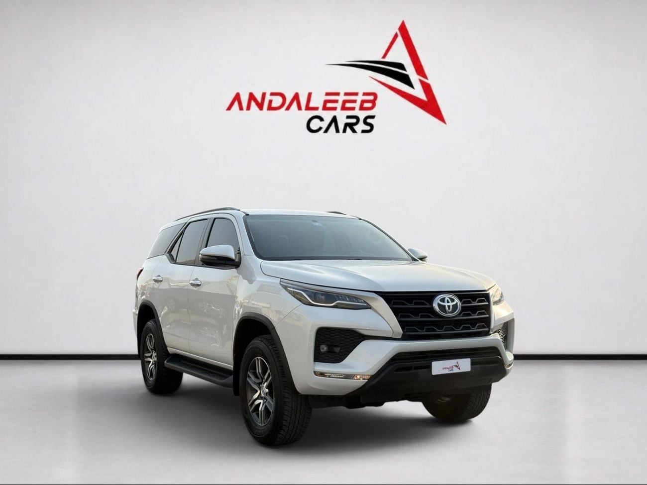 تويوتا فورتونر AED 1,840 P.M | 0% DOWN PAYMENT | TOYOTA FORTUNER EXR | WARRANTY & FULL SERVICE HISTORY | 2025 | GCC