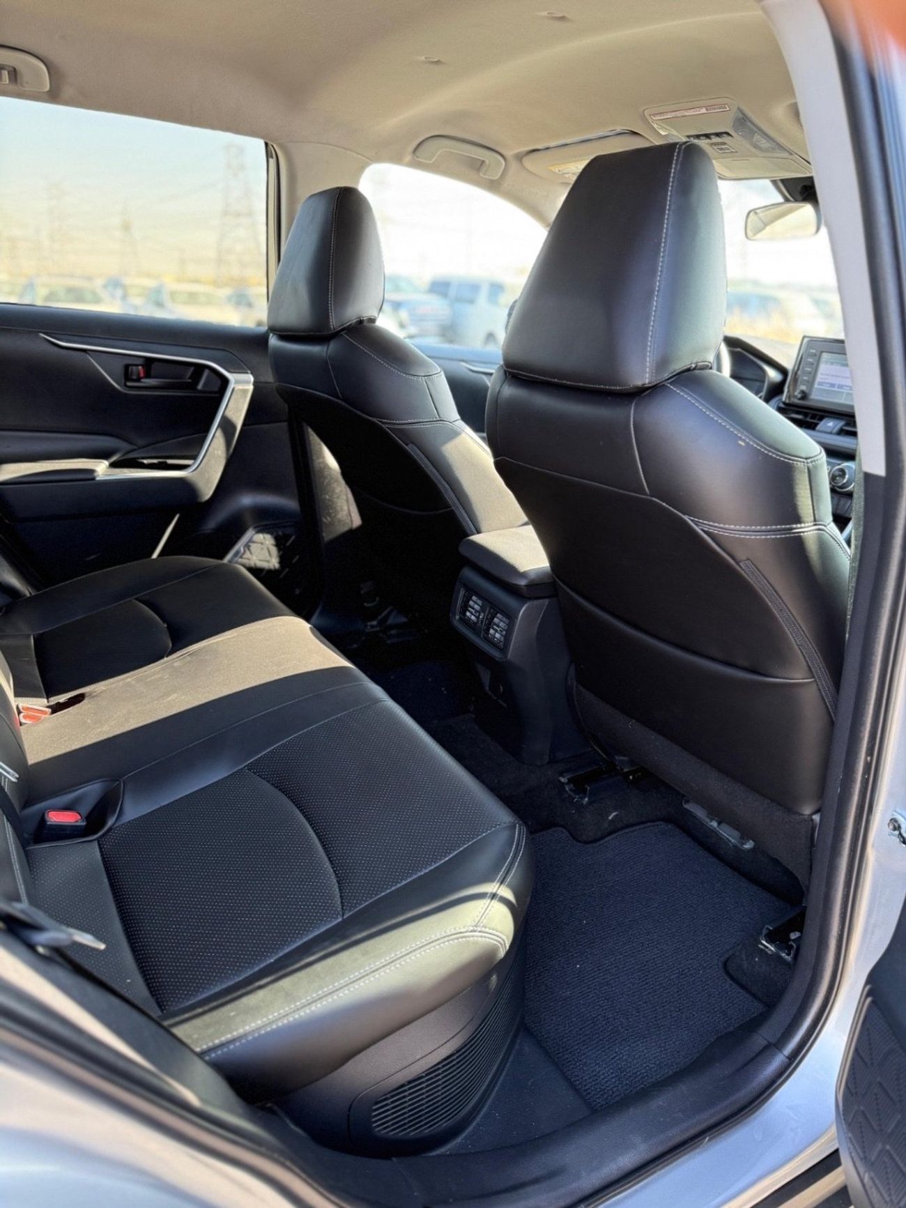 Toyota RAV4 AWD 2.5 Hybrid leather seats 2019