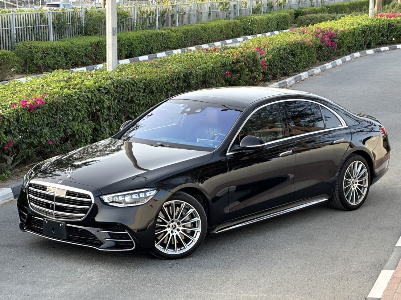 مرسيدس بنز S 500 4MATIC 3.0L