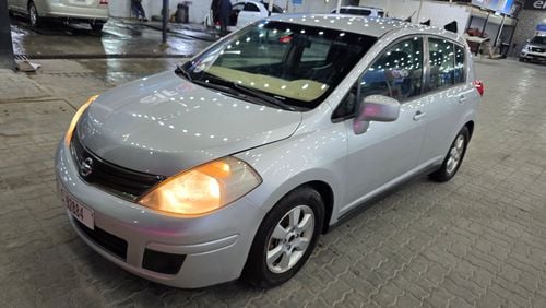 نيسان فيرسا