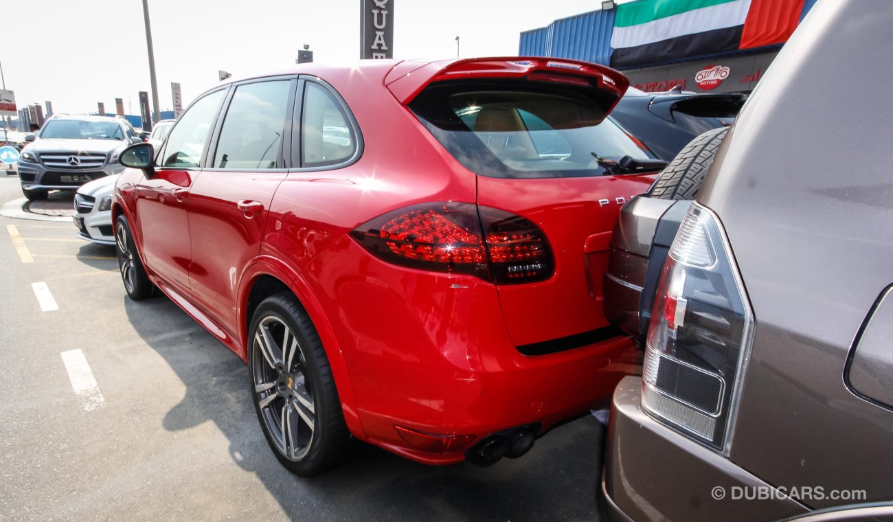 Porsche Cayenne GTS