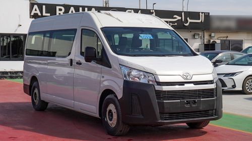 Toyota Hiace 3.5L V6 M/T