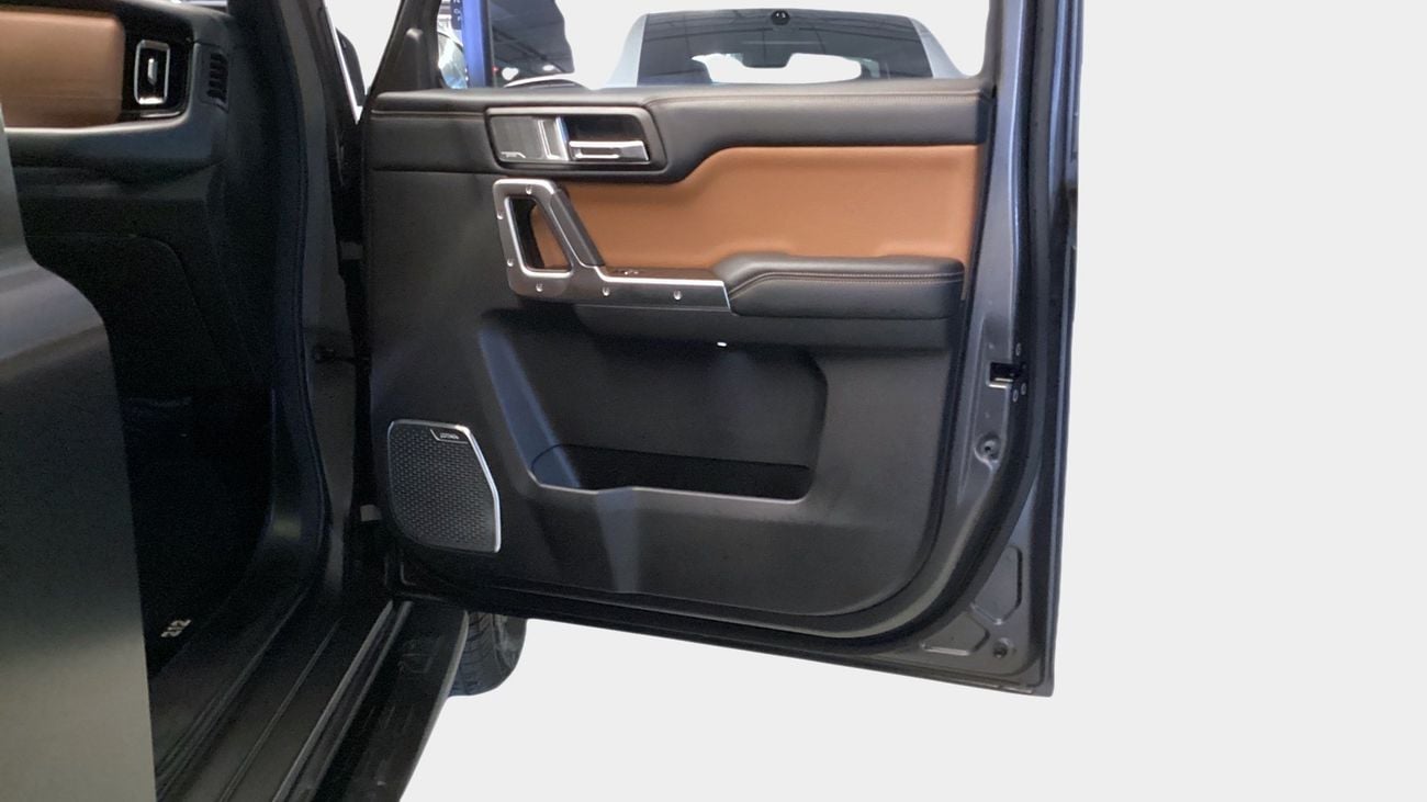 212 T01 NAVIGATOR | Guaranteed Warranty | 0 Down Payment