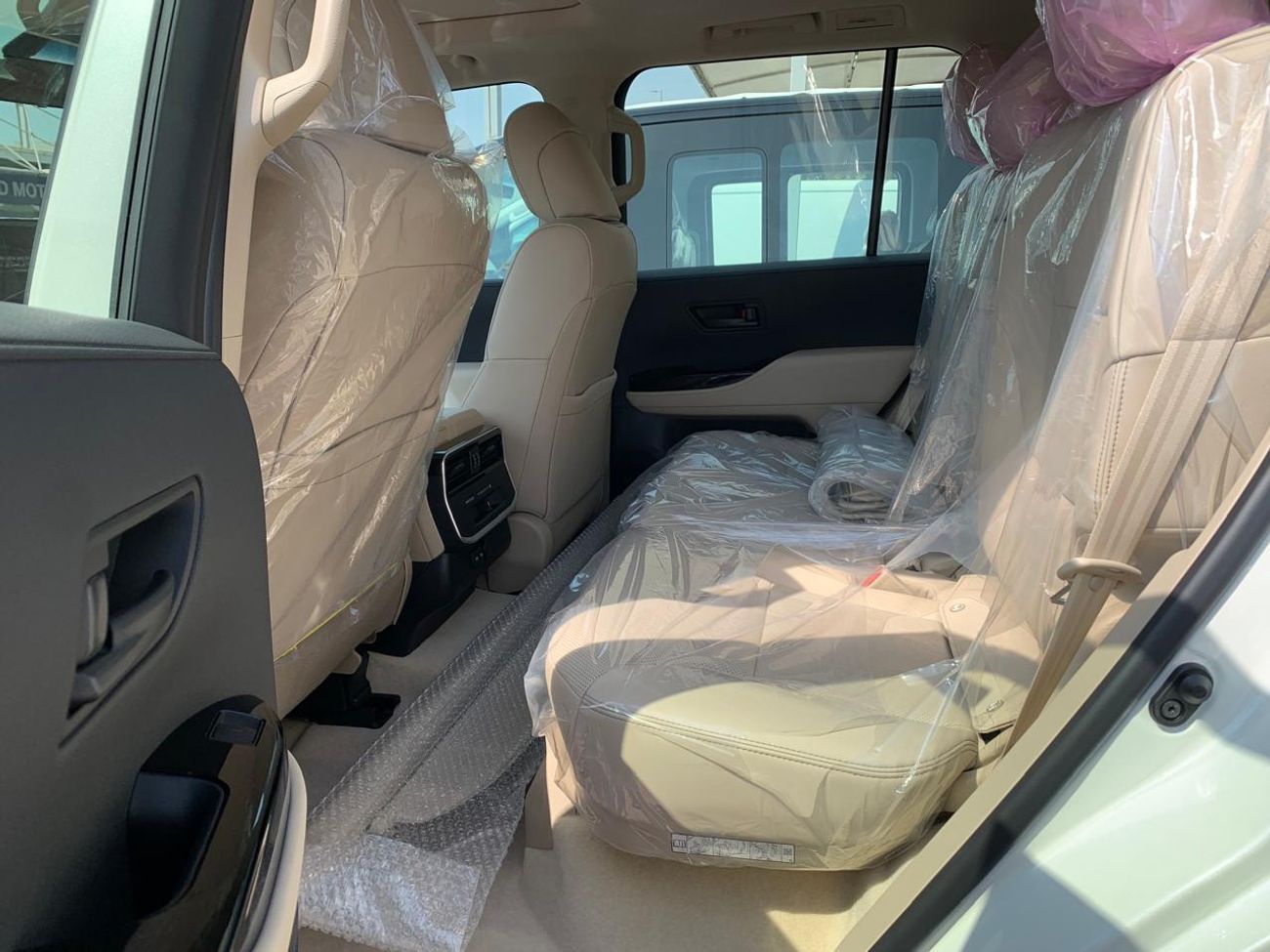 تويوتا لاند كروزر LAND CRUISER GXR 4.0L V6 PETROL GCC