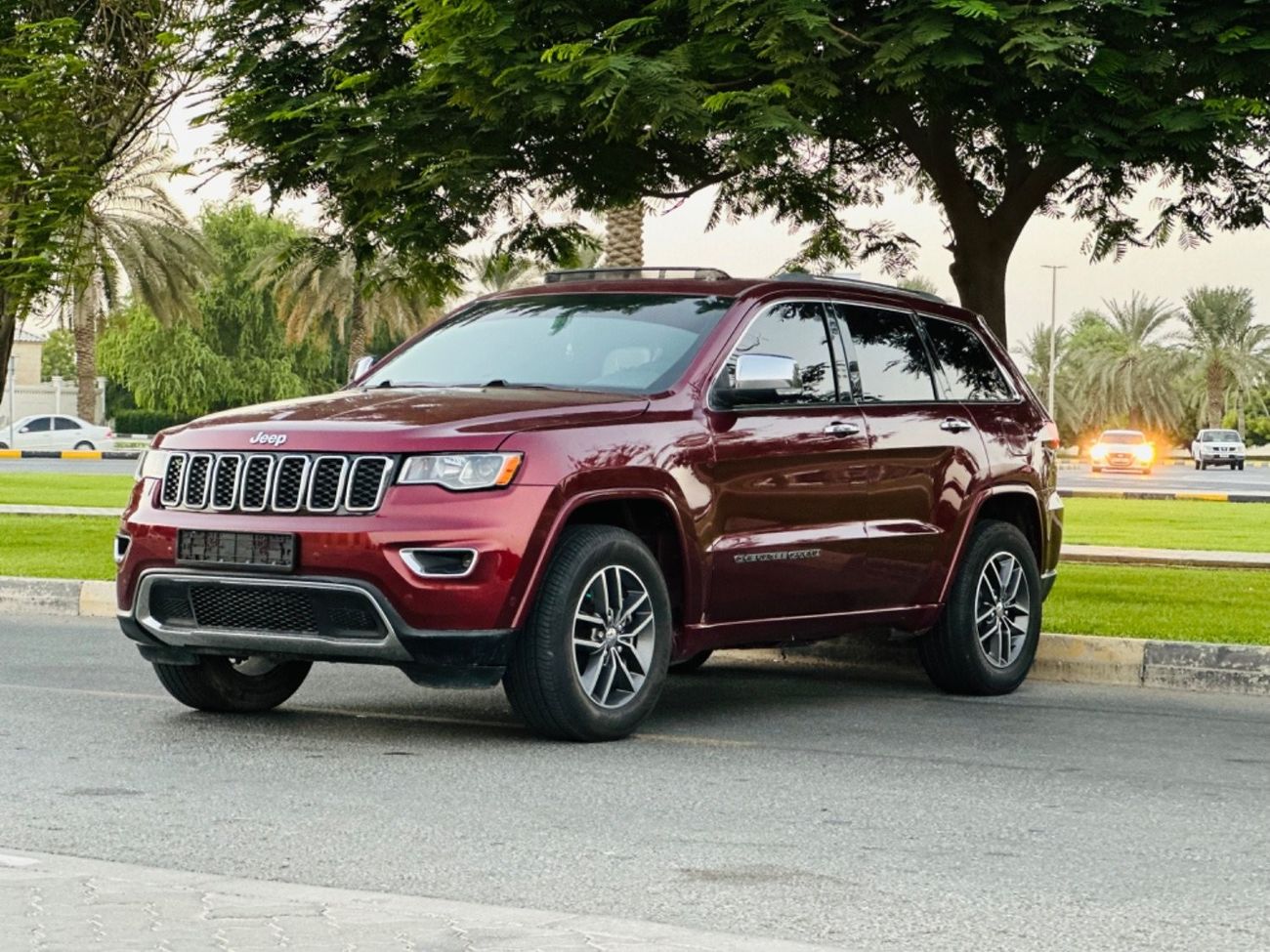 جيب جراند شيروكي JEEP GRAND CHEROKEE LIMITED V6 MODEL 2018