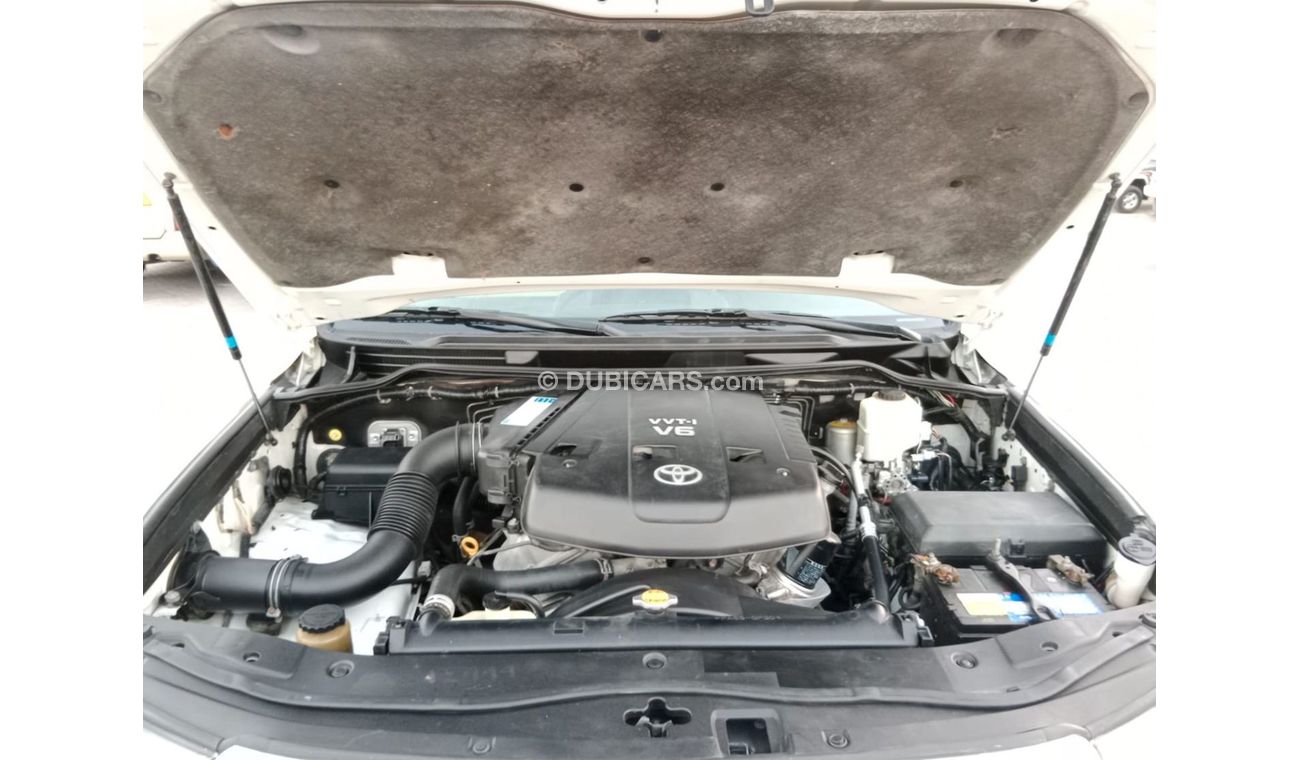 Toyota Land Cruiser TOYOTA LAND CRUISER LEFT HAND DRIVE(PM1680)