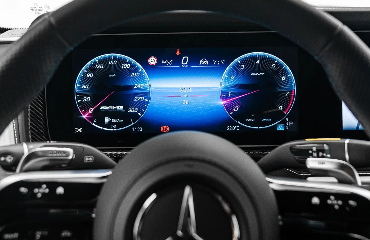 برابوس 800 - مرسيدس-AMG G 63 4.0L V-8 Twin-Turbocharged Engine + eMotor