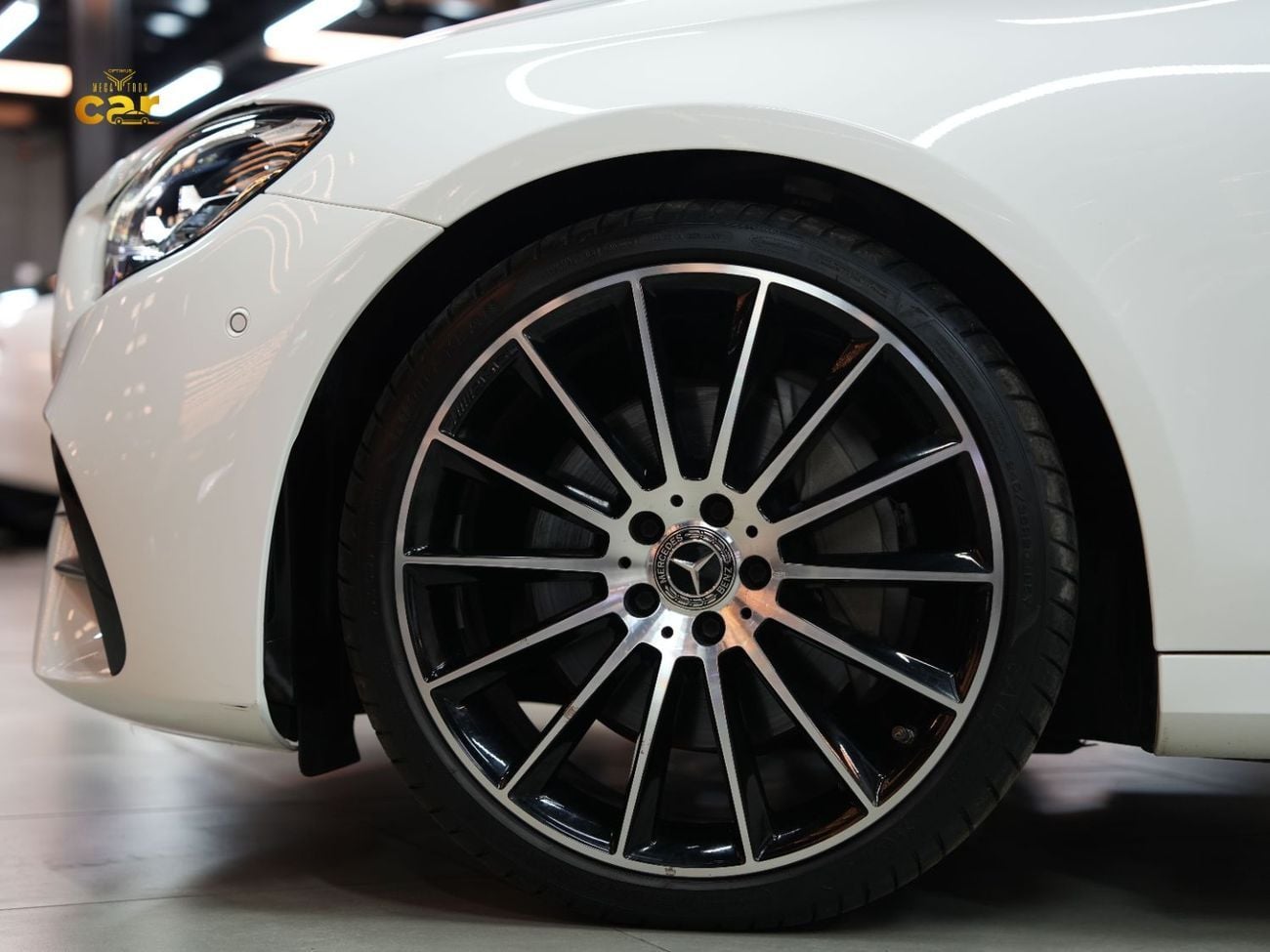 مرسيدس بنز E300 AMG