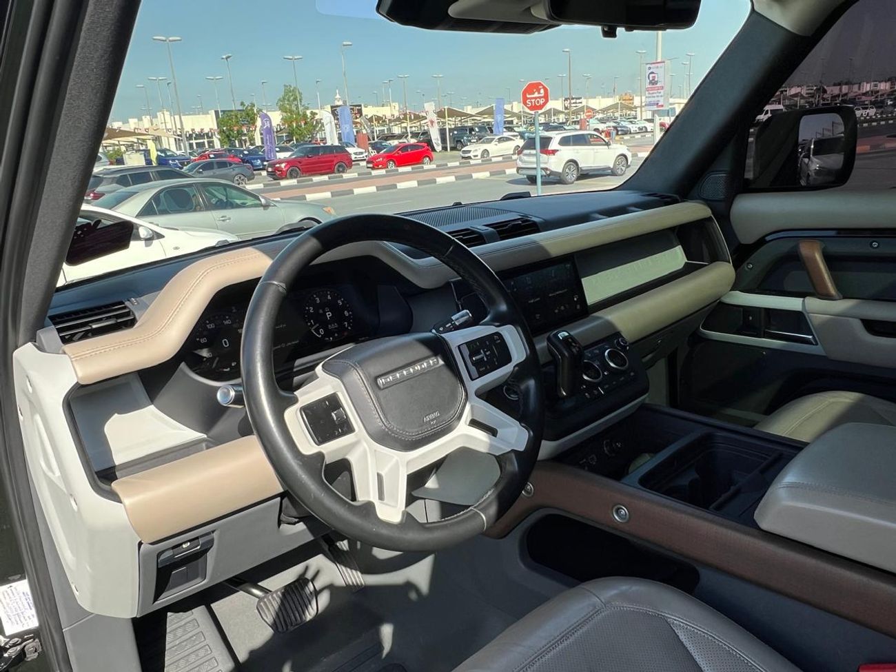 لاند روفر ديفندر P400 90 HSE 3.0L (5 Seater)