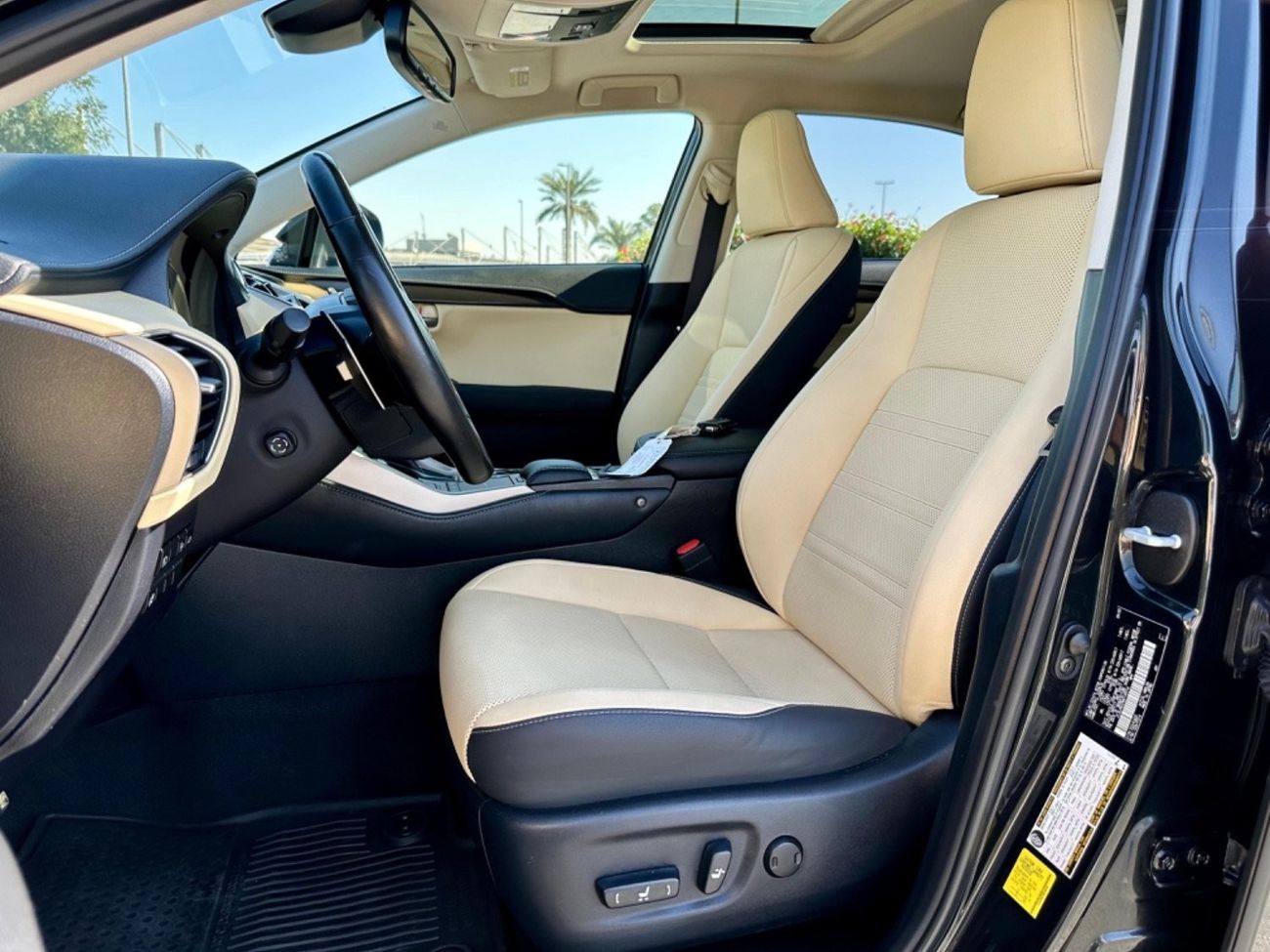 Lexus NX300 Premier 2021 Lexus NX300 hybrid