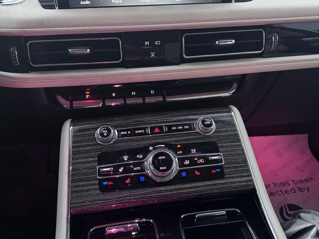 Lincoln Aviator PRESIDENTIAL