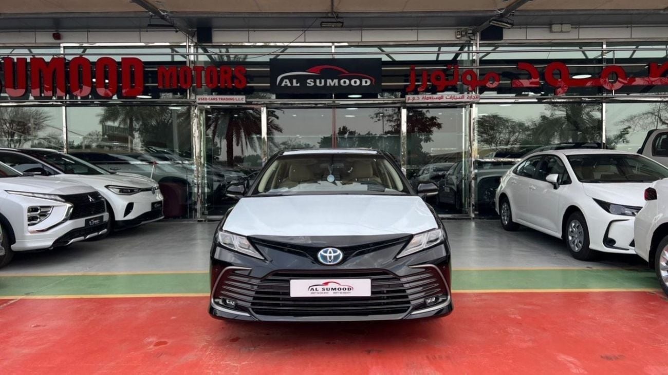 Toyota Camry GLE Hybrid 2.5L