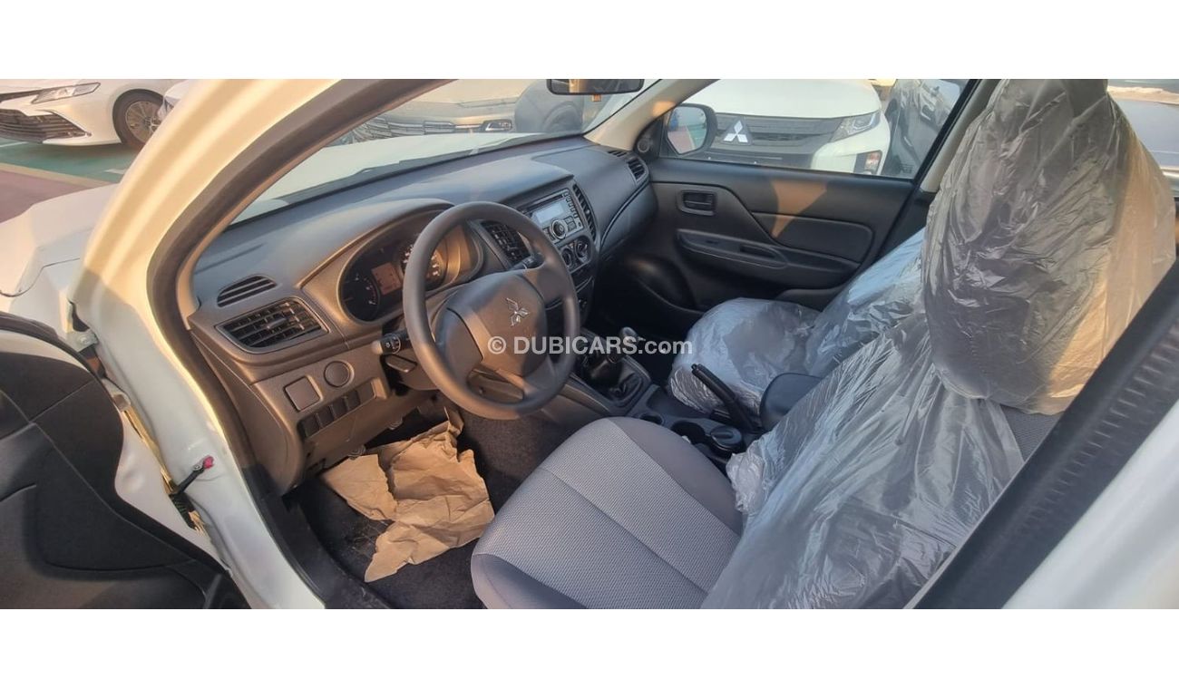 Mitsubishi L200 deseil 4x2  D/C MANUAL GEAR   2023  MODEL