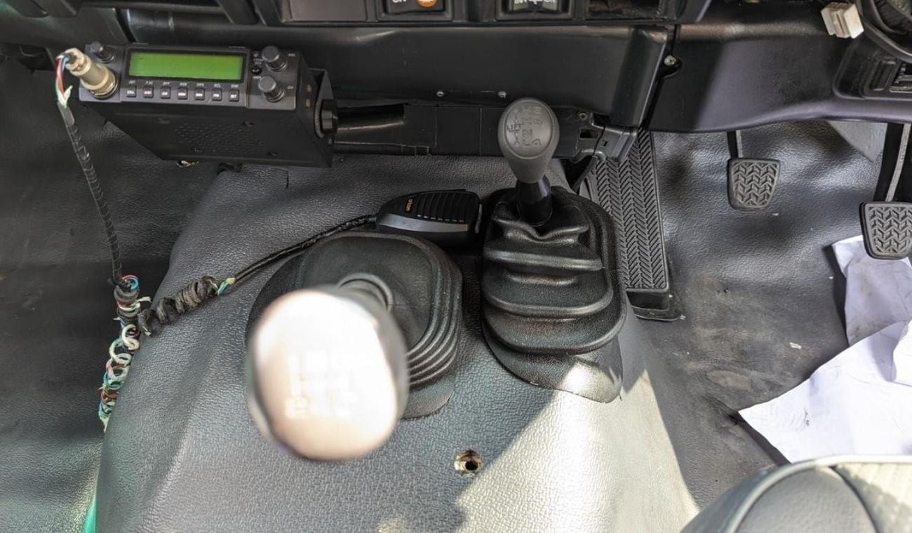 تويوتا لاند كروزر 70 Diesel 4.5 Liter Right Hand Drive 5 Doors