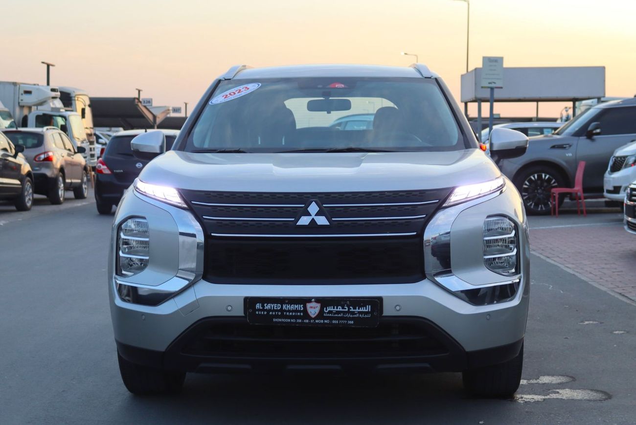 Mitsubishi Outlander GLS 2.4L Outlander 2023 - GCC - Accident-Free - 2.4L - Low Mileage - Excellent Condition