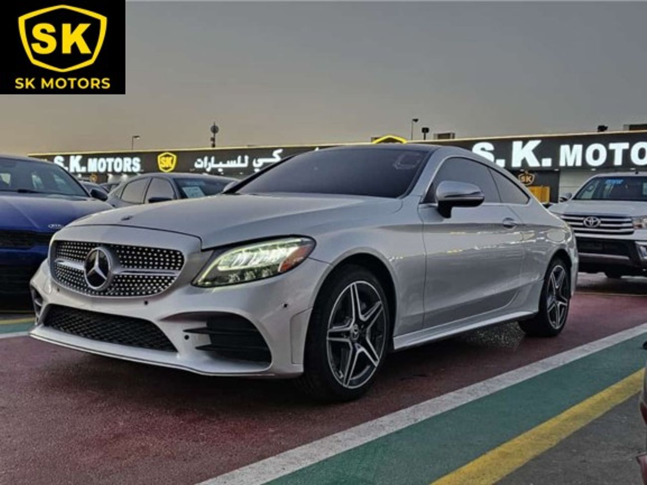 مرسيدس بنز C 300 كوبيه /ECO TUBO V4/ COUPE/ MOON ROOF/ 1343 MONTHLY/ LOT#806911