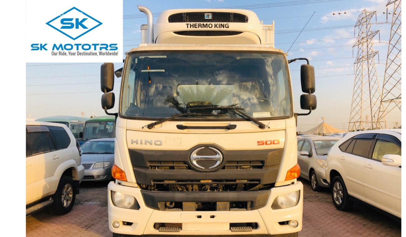 Hino 500 DIESEL, 8 CYLINDERS, 20" TYRES, 10 TONS, FREEZER, 20 CENTIGRADE TEMPERATURE (CODE # H50018)