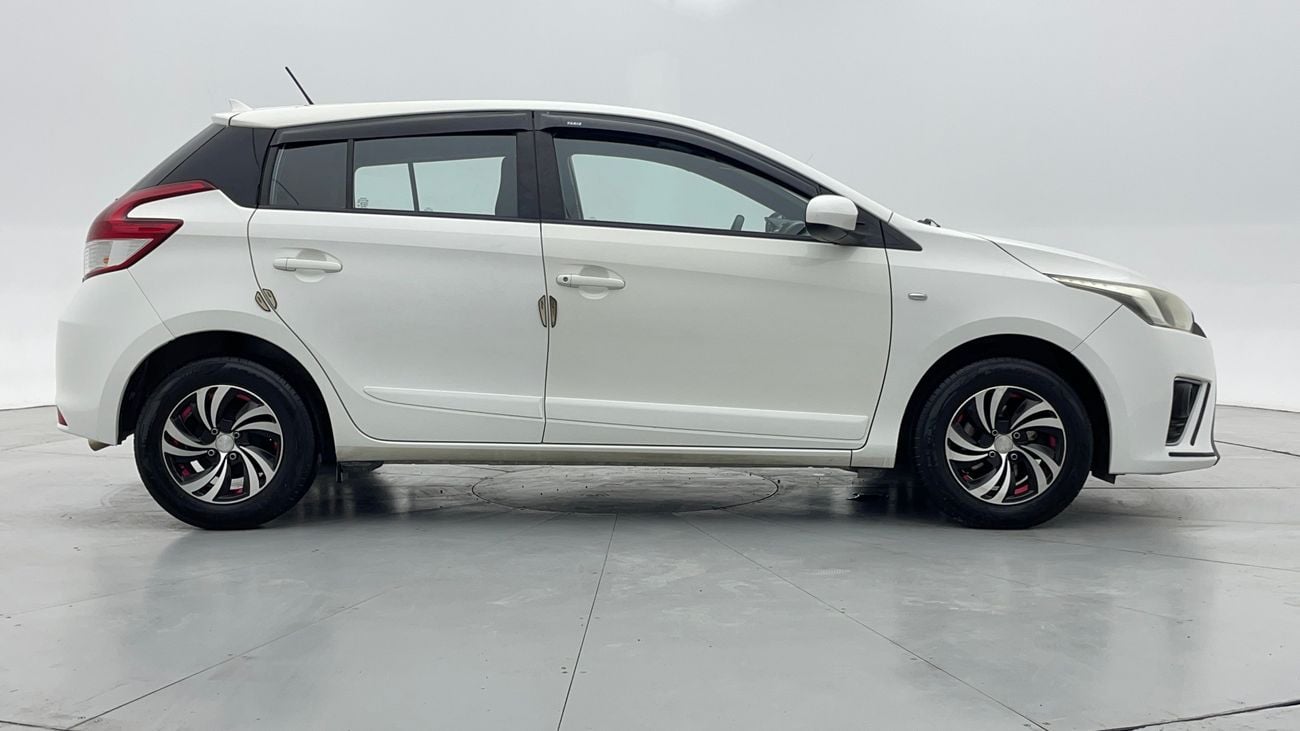 تويوتا يارس SE 1.3 | بدون دفعة مقدمة | اختبار قيادة مجاني للمنزل