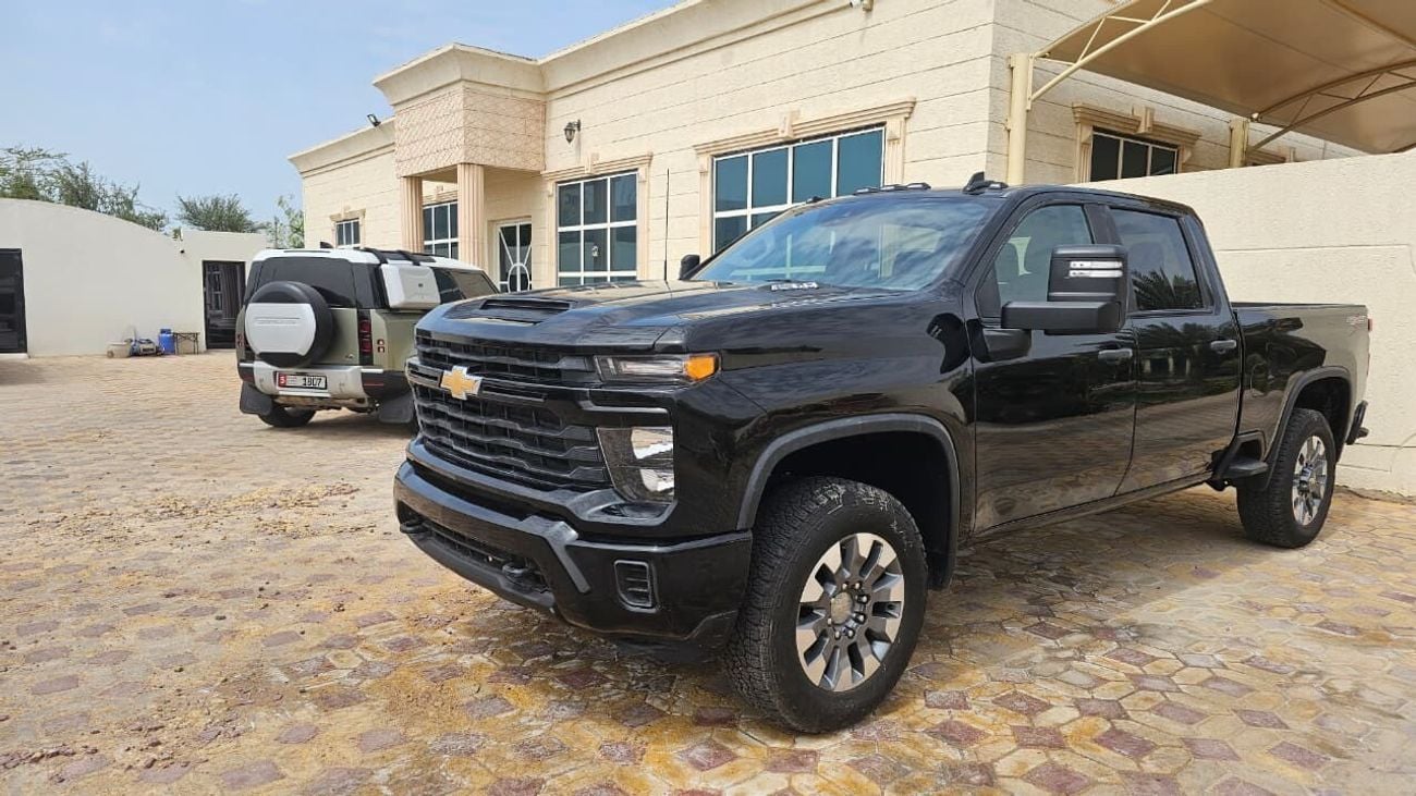 Chevrolet Silverado 6.6L LTZ (Heavy Duty)