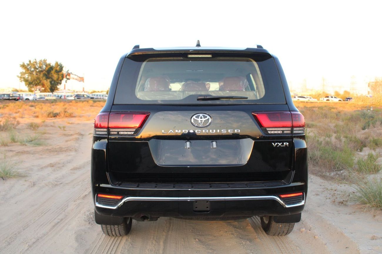 تويوتا لاند كروزر TOYOTA LANDCRUISER 300 3.3L DIESEL 4WD VX-R AUTO