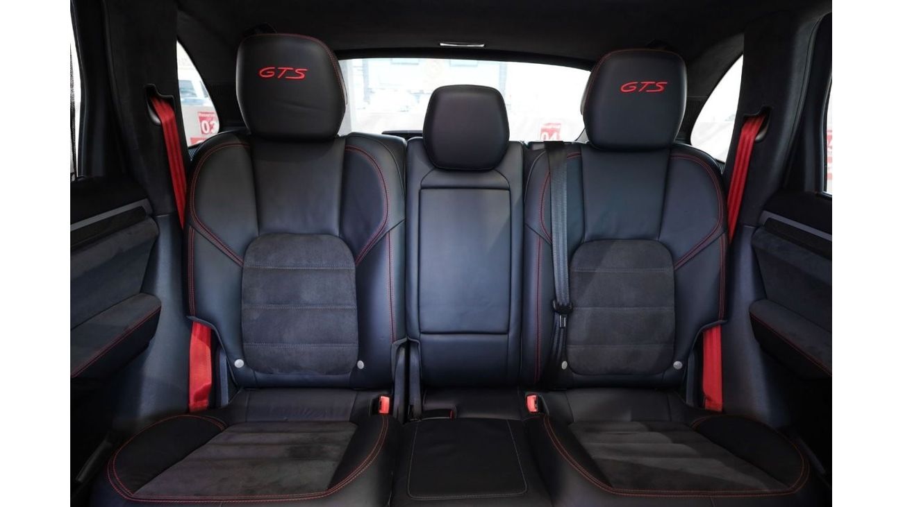 Porsche Cayenne GTS