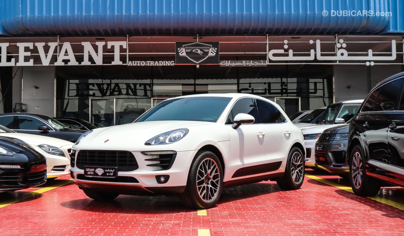 Porsche Macan S