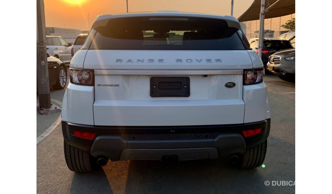 Land Rover Range Rover Evoque 2015 Range Rover Evoque   Panorama sunroof, Bluetooth screen, sensors, rear camera, electric seats, 