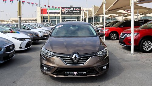 Renault Megane ACCIDENTS FREE - GCC - ENGINE 1600 CC - FULL OPTION - ORIGINAL PAINT - PERFECT CONDITION INSIDE OUT