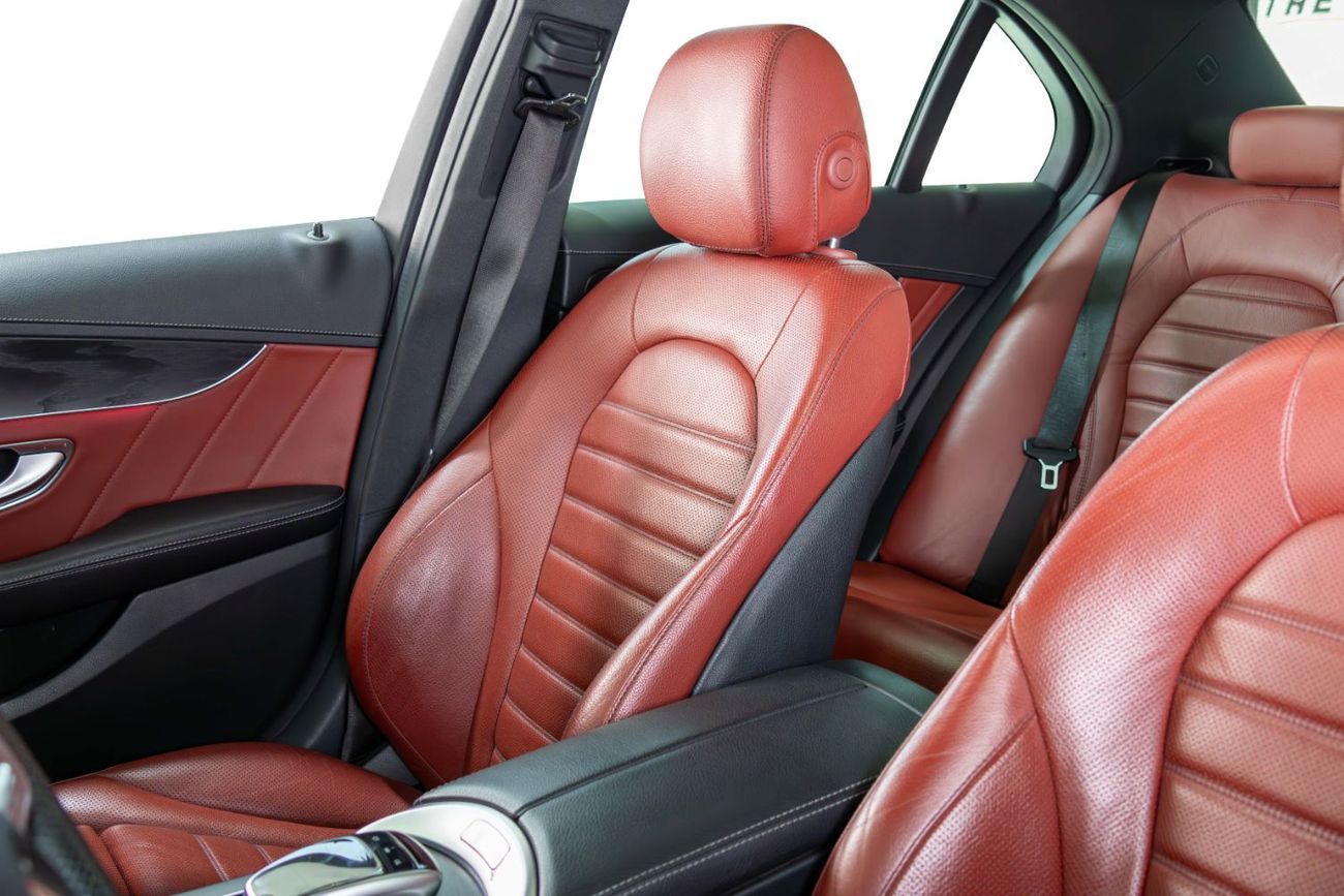 Mercedes-Benz C 43 AMG Std 3.0L 4 Matic-GCC-19 Inch Black Rims-Panoramic Roof-Active Sports Exhaust