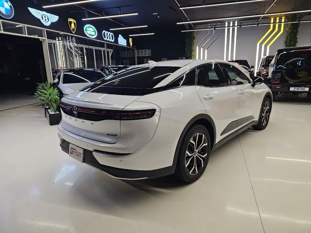 Toyota Crown 2023 Toyota Crown Platinum - GCC Specs - Good Condition