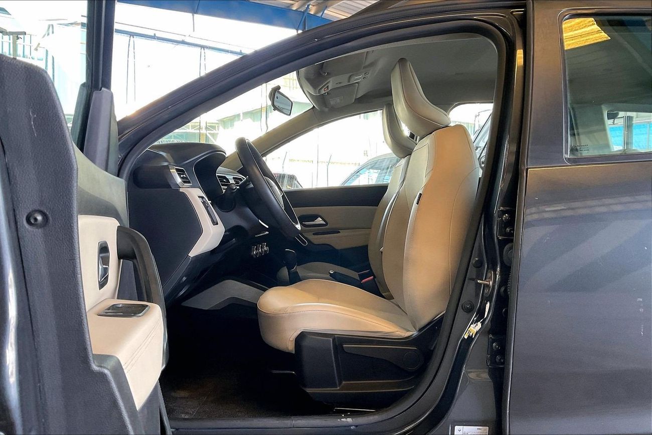 Renault Duster LE | Guaranteed Warranty | 0 Down Payment