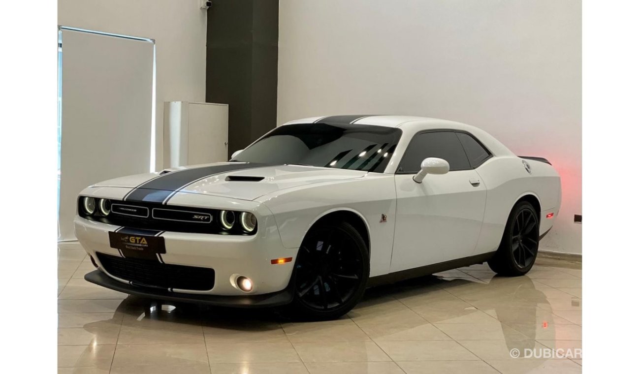 دودج تشالينجر 2016 Dodge Challenger SRT, Full Service History, Warranty, GCC